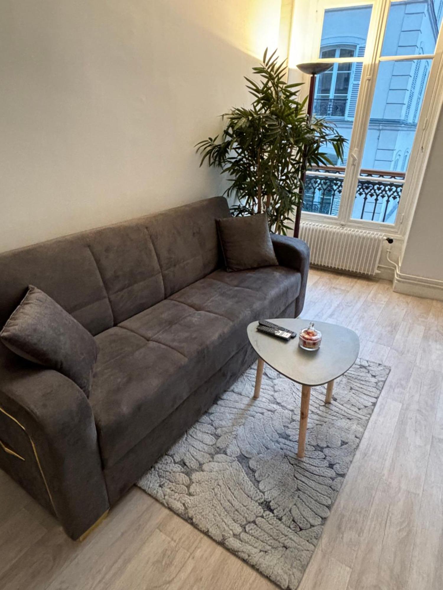 Appartement Situe Dans Le 9Eme Arrondissement, A Deux Pas Du Sacre-Coeur Parijs Buitenkant foto